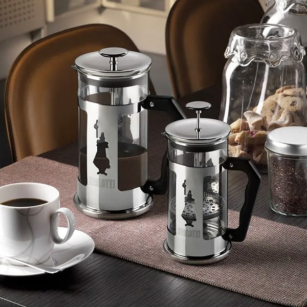 Cafetire italienne BIALETTI  piston 3 tasses 
