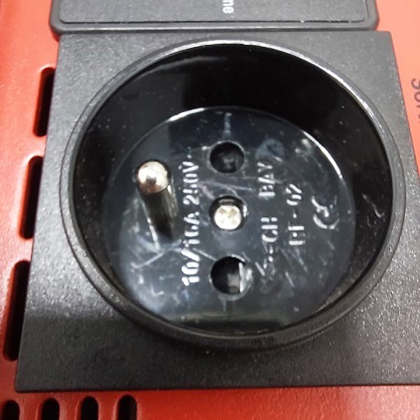 Meilleur convertisseur 12v 220v pur sinus : Avis et Sélection 2025
