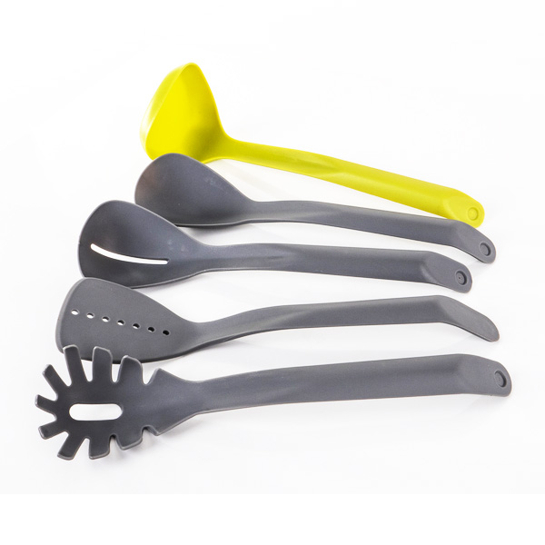 Set de 5 ustensiles de cuisine empilables