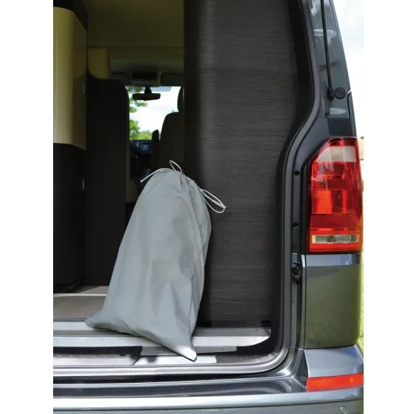 Auvent hayon Spacecamp pour Mercedes Vito depuis 2014 et Renault Trafic depuis 2015