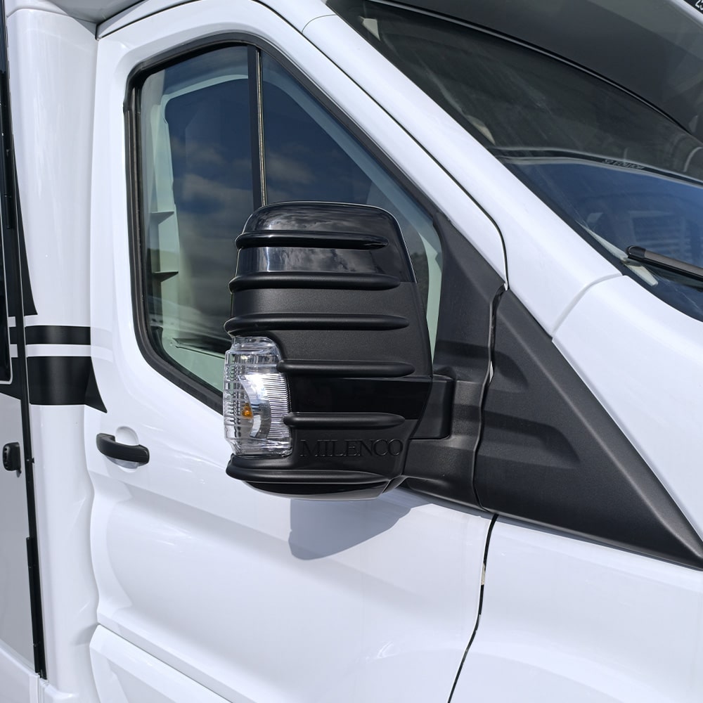 Coques rtros Transit 2025 MILENCO noires