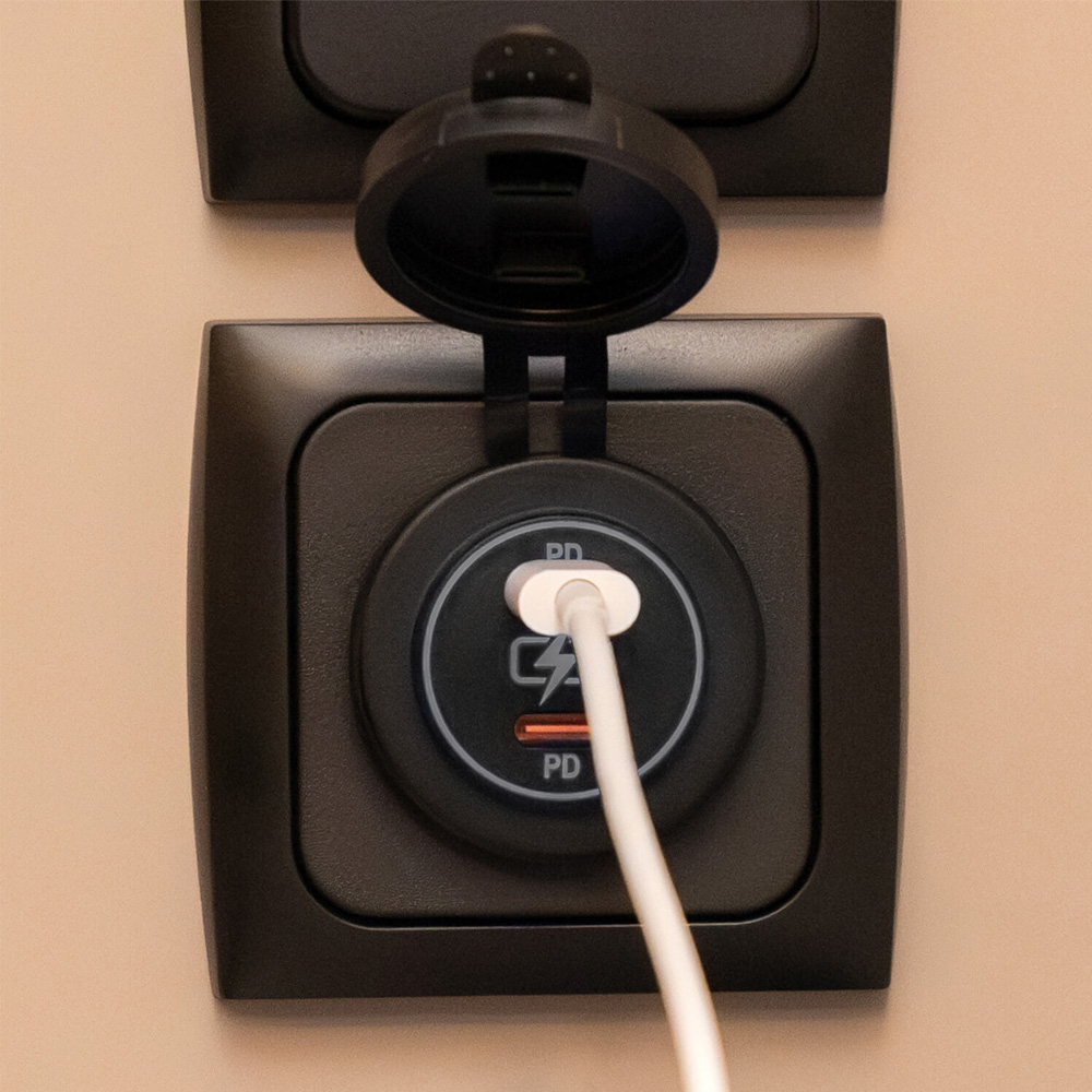 Prise double USB-C 12V/24V Opal Power Line noire HABA