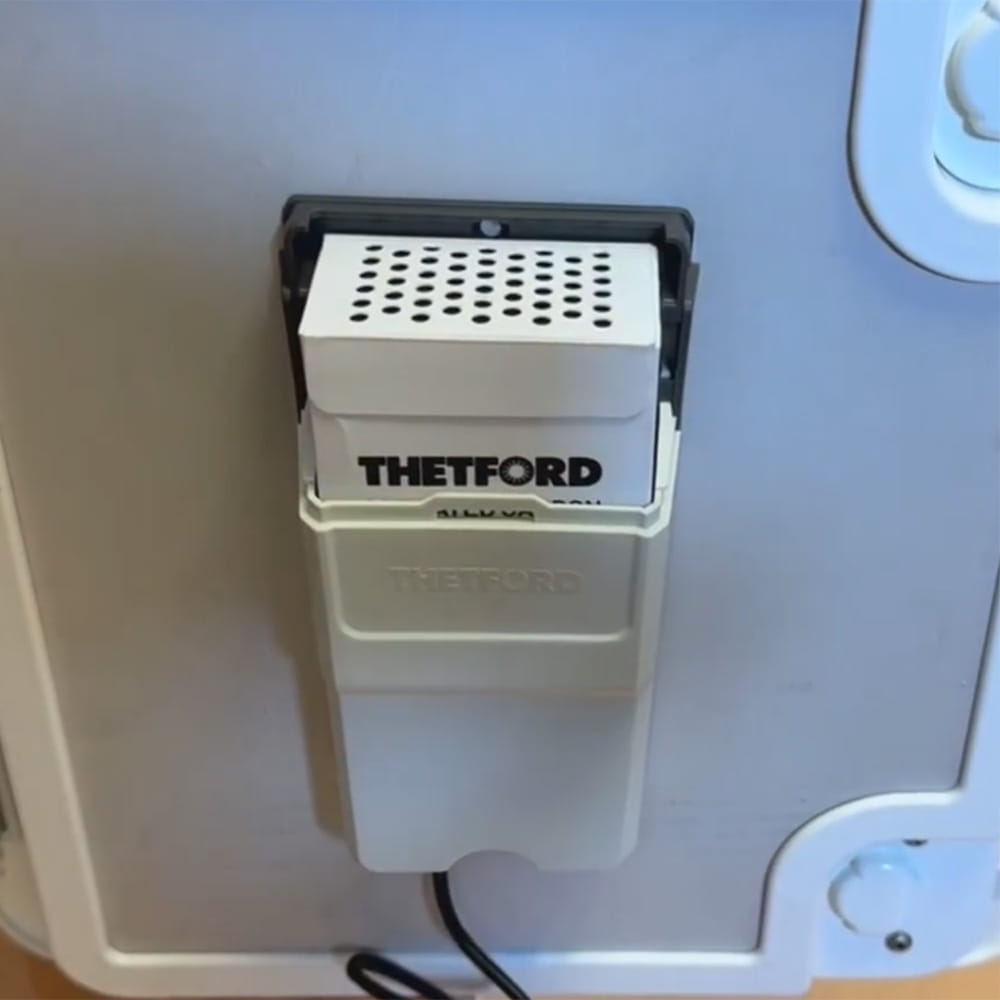 Filtre � charbon actif pour ventilateur de toilettes THETFORD S220 / S260