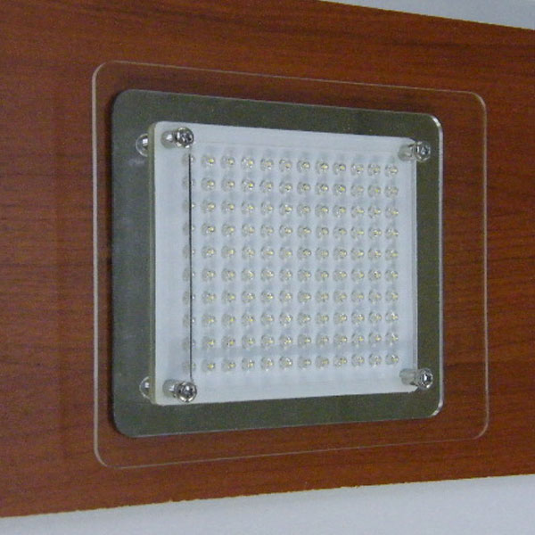 Plafonnier 120 LED 12V 5W 21x17cm