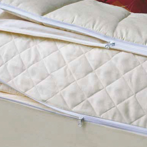 Lit tout fait 130 x 190 cm cot droit