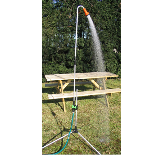 Douche ext�rieure sur tr�pied