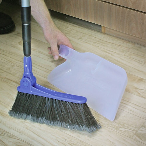 Balai tlescopique avec pelle BROOM