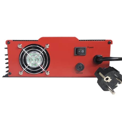 Chargeur automatique Batterie SmartCharge 15A