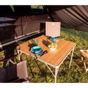Table valise bambou 90x90cm Reconditionn�e