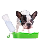 Bouteille avec abreuvoir pour animaux